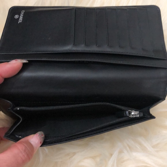 Chanel wallet. - Picture 3 of 16